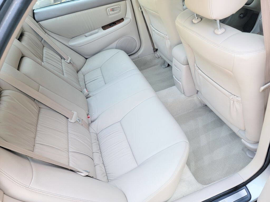Used 2001 Lexus ES 330 FWD image 33