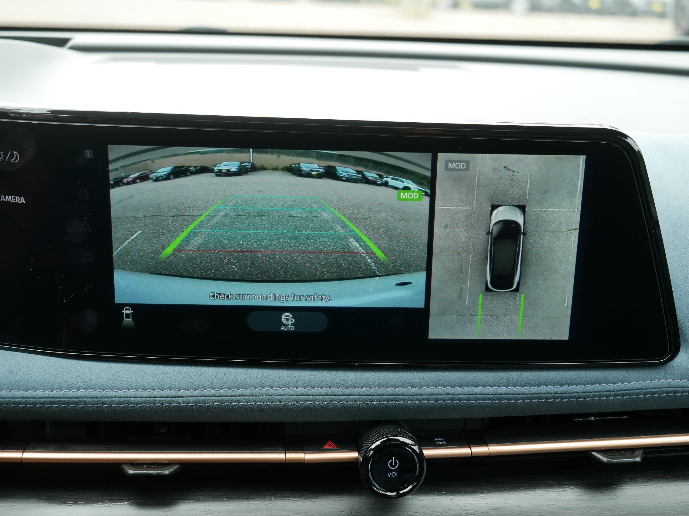 Certified 2024 Nissan Ariya AWD image 27