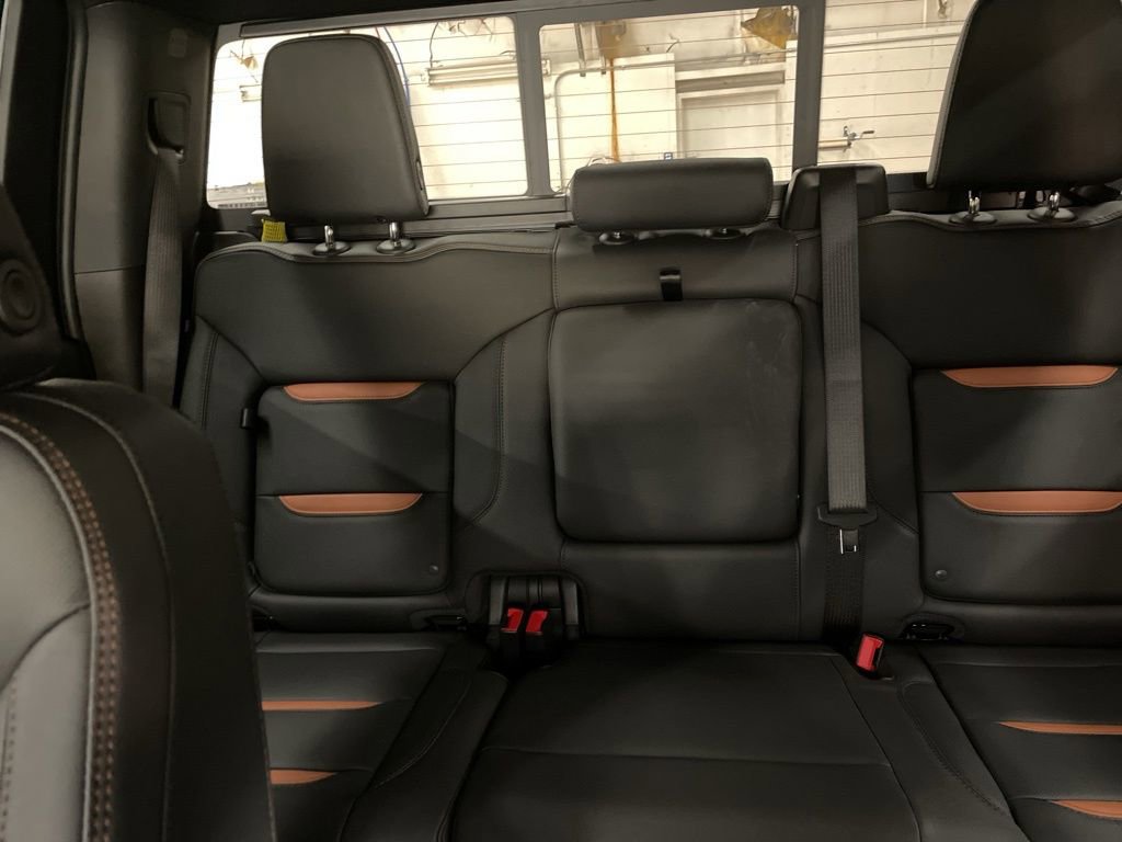 New 2026 GMC Sierra 2500 AT4 w/ Technology Package image 22