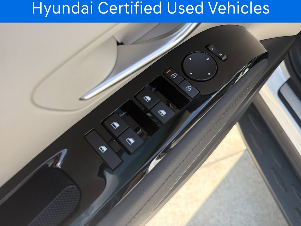 Certified 2025 Hyundai Tucson Limited AWD/4WD image 14