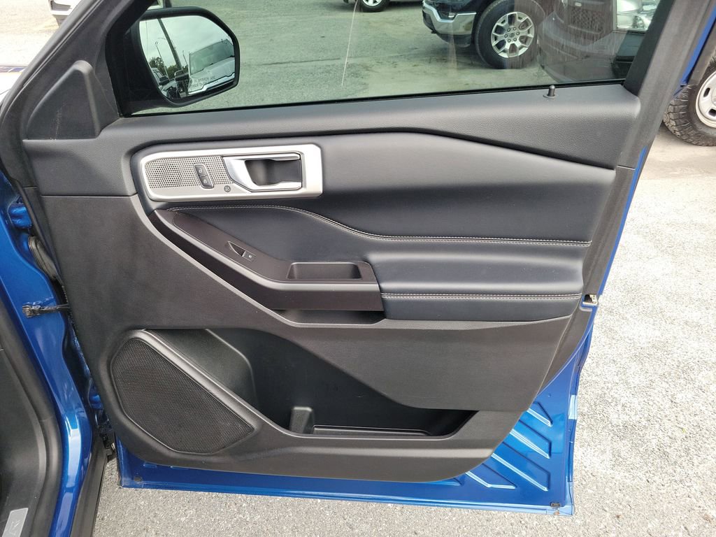 Used 2020 Ford Explorer Limited w/ Class III Trailer Tow Package image 40