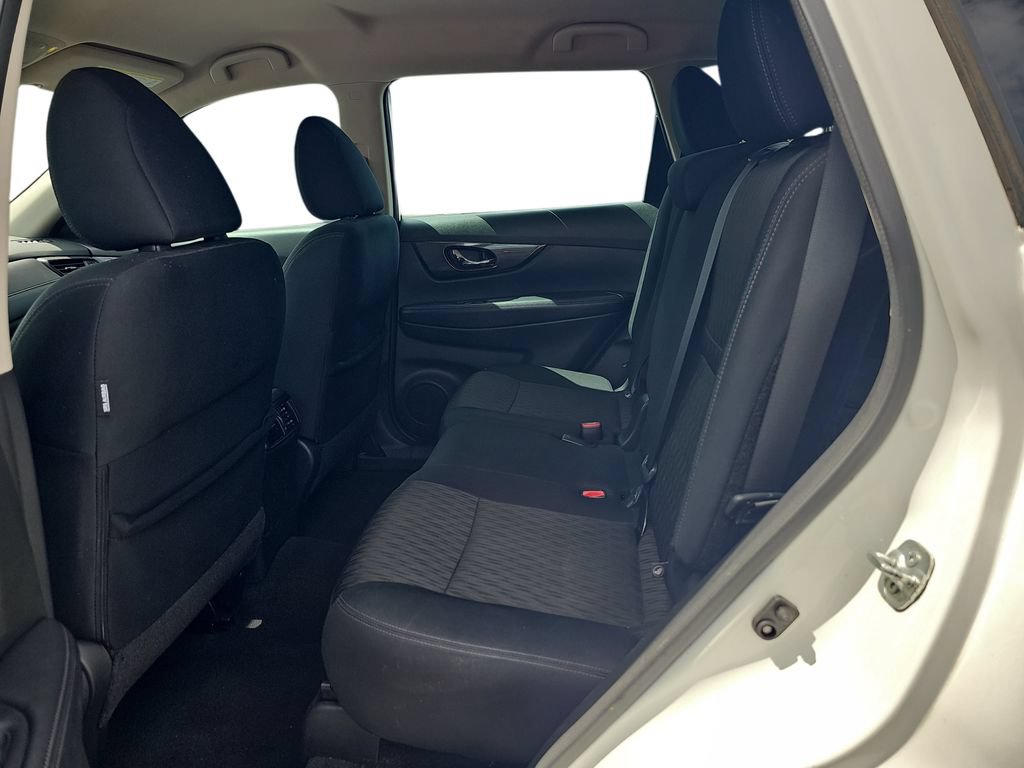 Used 2018 Nissan Rogue S FWD image 14