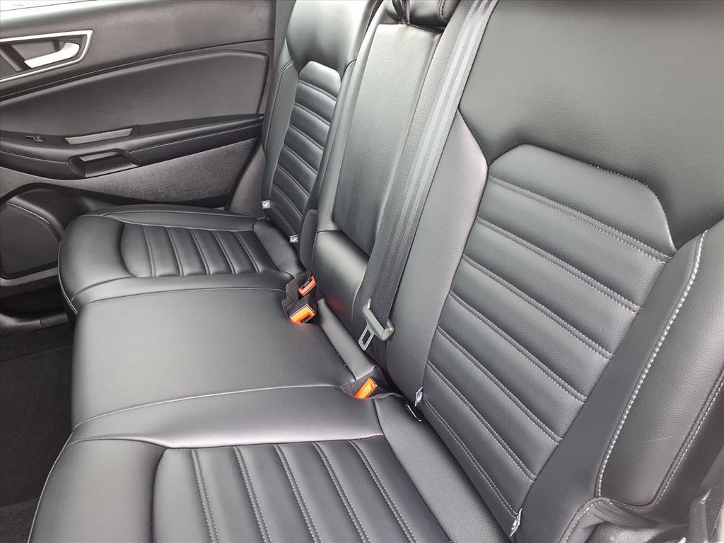 Certified 2024 Ford Edge SEL w/ Convenience Package image 7