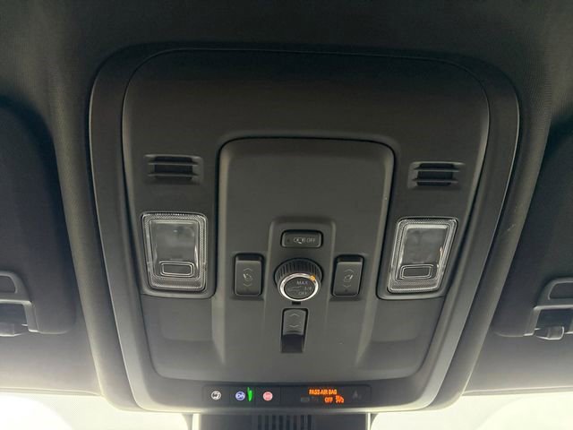 Certified 2025 GMC Yukon XL Denali AWD/4WD image 7