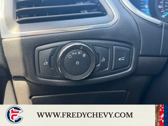 Used 2017 Ford Edge Titanium w/ Equipment Group 301A AWD/4WD image 20