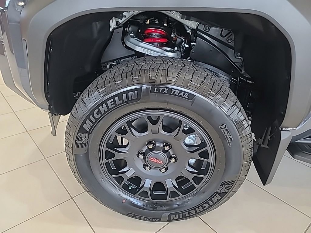 New 2026 Toyota 4Runner TRD Off-Road Premium AWD/4WD image 10