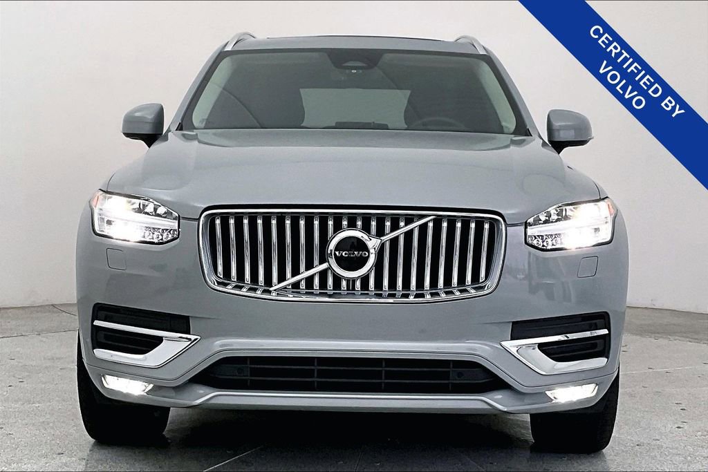 Used 2024 Volvo XC90 B5 Core w/ Protection Package Premier image 6