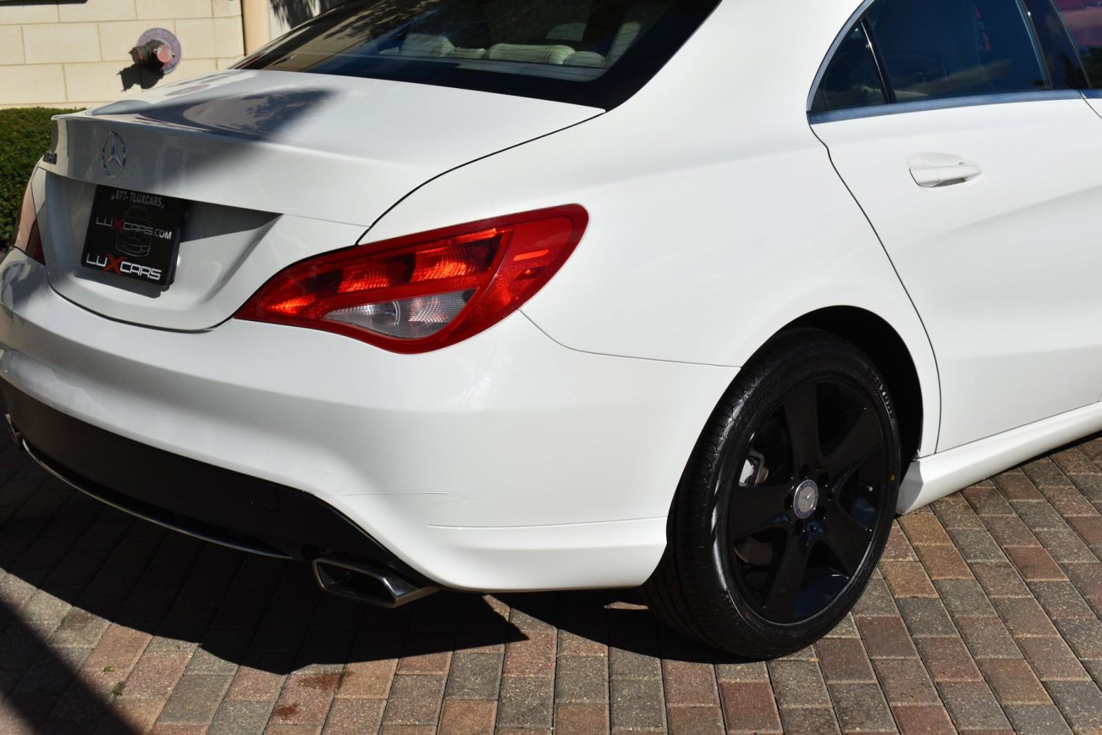 Used 2015 Mercedes-Benz CLA 250 image 12