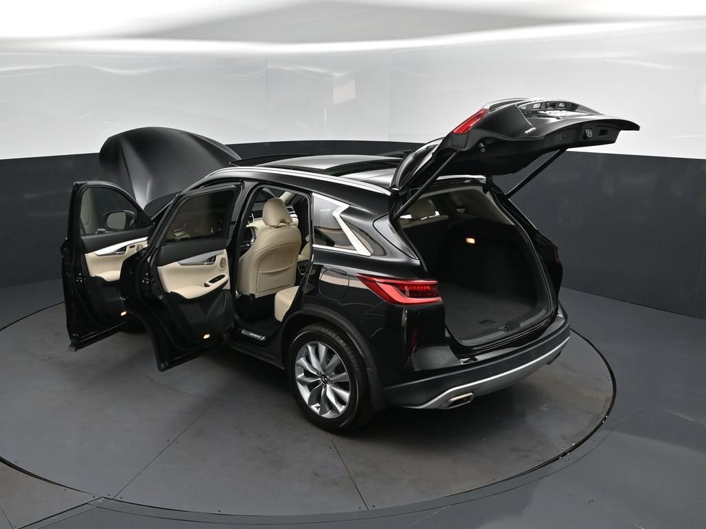 Certified 2022 INFINITI QX50 Essential AWD/4WD image 2