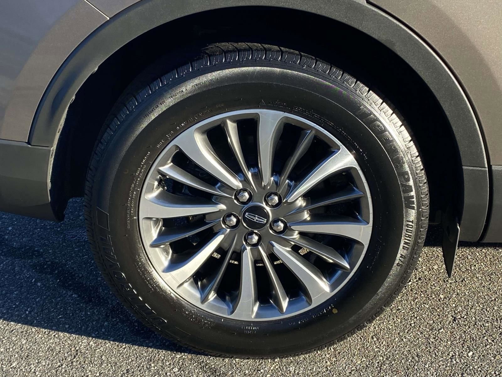 Used 2019 Lincoln Nautilus Select w/ Cargo Utility Package image 8