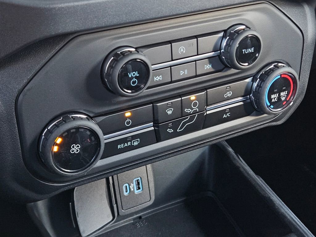 New 2025 Ford Bronco 2-Door image 19