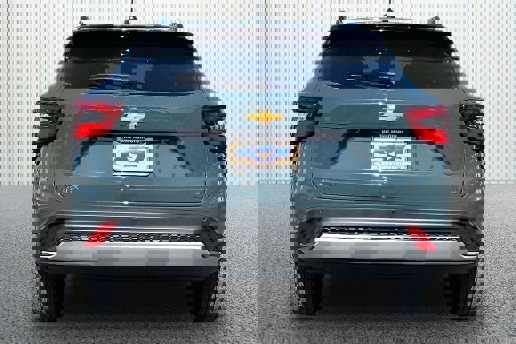 New 2026 Chevrolet Trax LT w/ Driver Confidence Package image 8