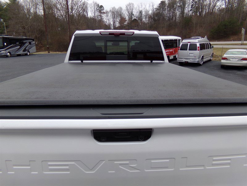 Used 2024 Chevrolet Silverado 2500 High Country w/ High Country Premium Package image 22