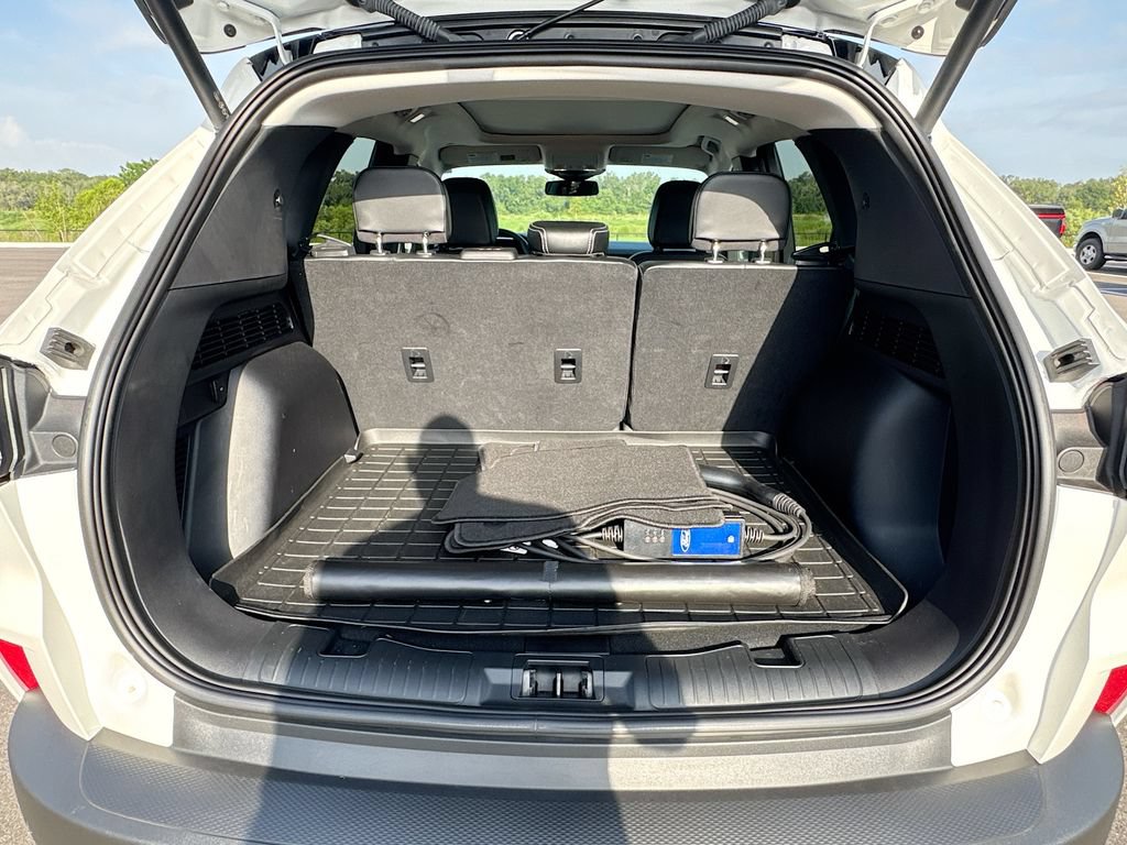 Used 2024 Ford Escape SE w/ PHEV Premium Package FWD image 30