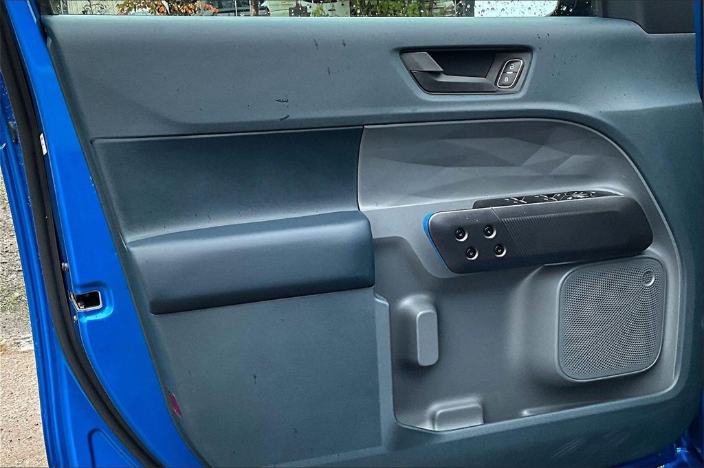 Used 2025 Ford Maverick Lobo image 22