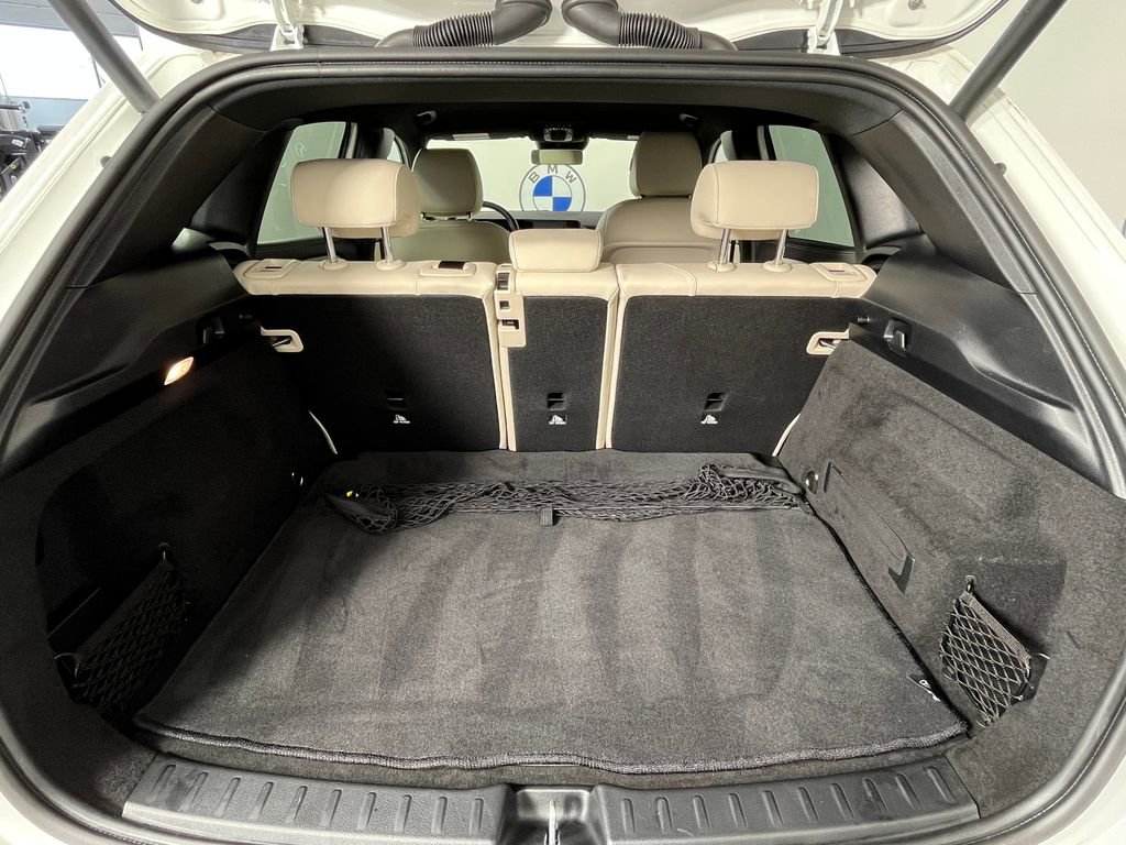 Used 2025 Mercedes-Benz GLA 250 4MATIC image 15