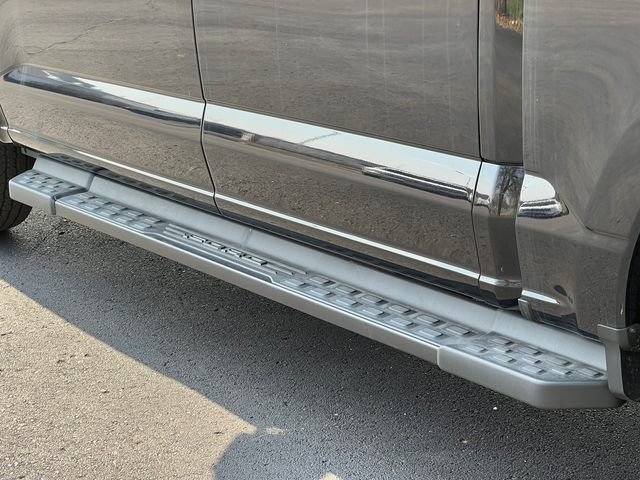 New 2025 Ford F150 Lightning Flash AWD/4WD image 6