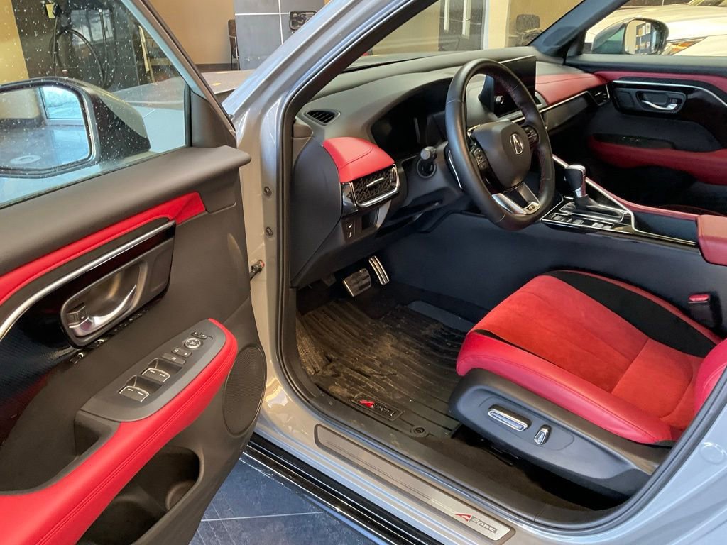 Certified 2025 Acura ADX A-Spec image 10