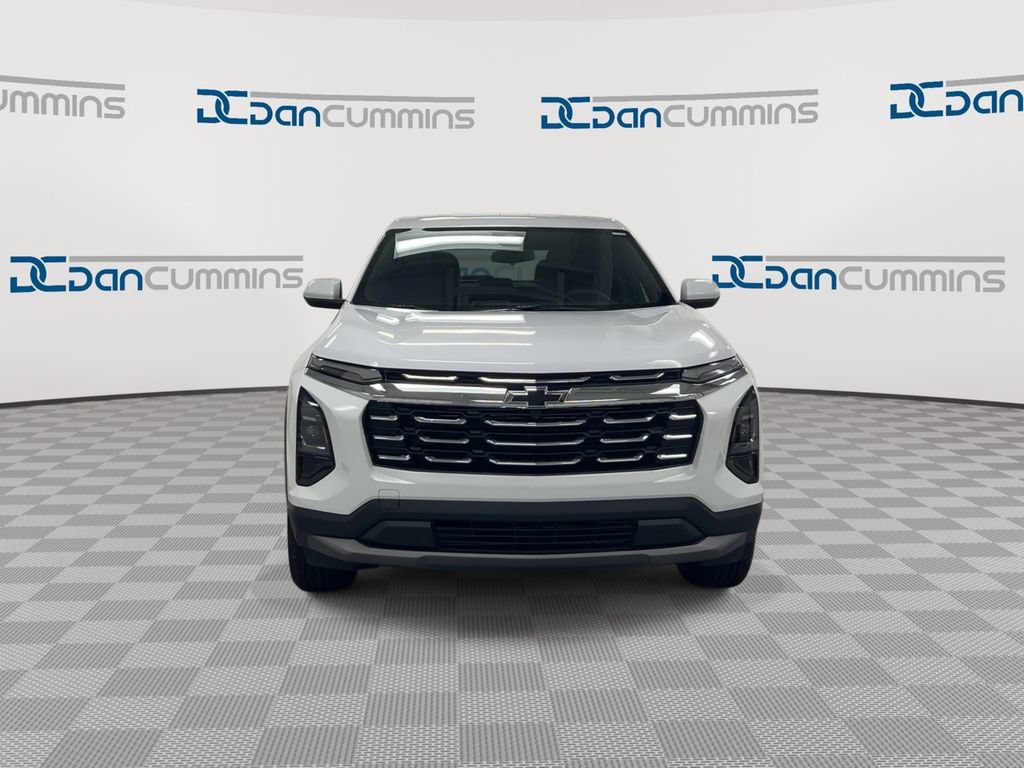 New 2027 Chevrolet Equinox LT AWD/4WD image 3
