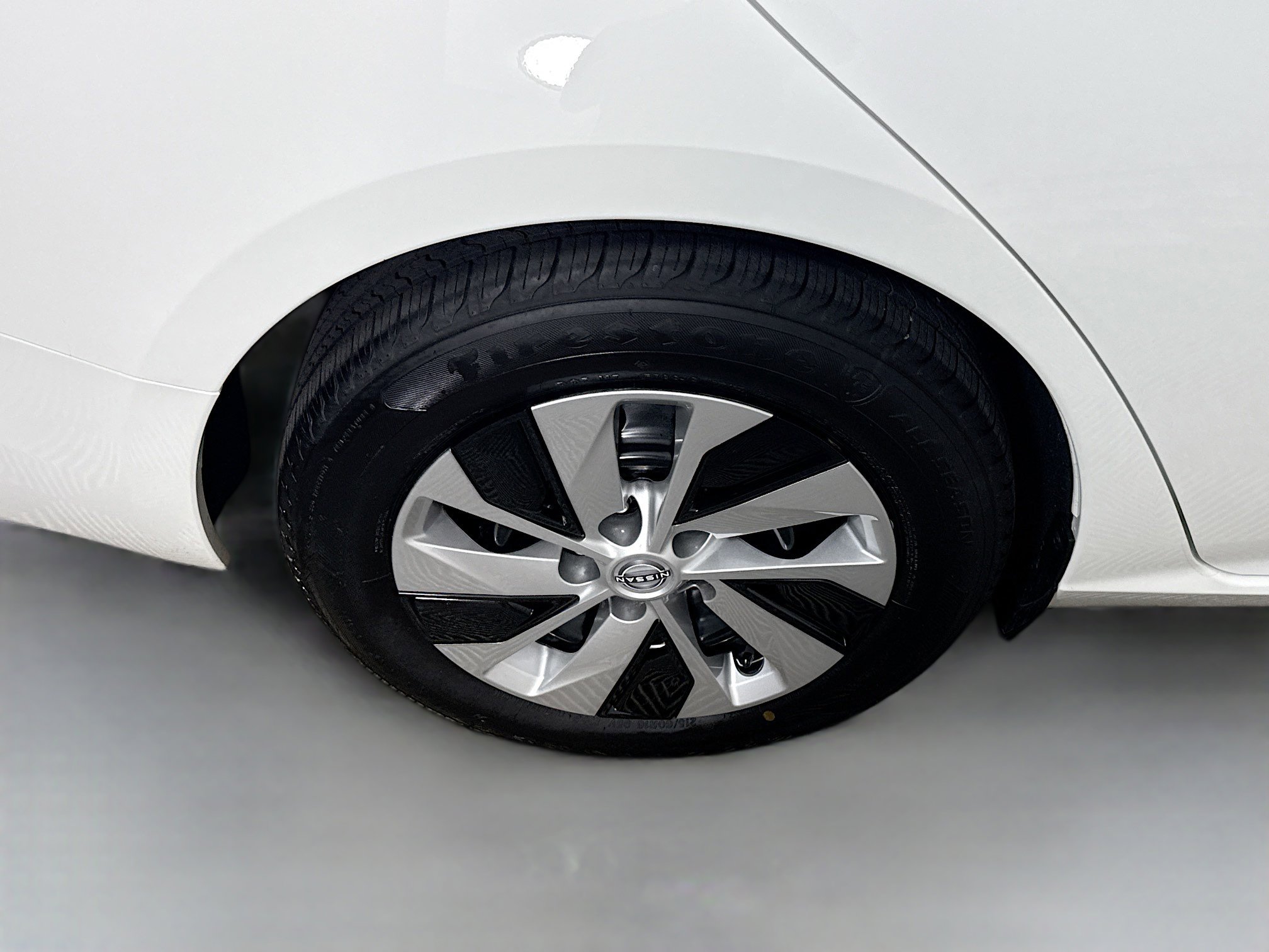 Used 2024 Nissan Altima 2.5 S image 33