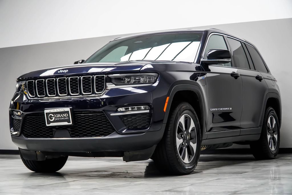 Used 2024 Jeep Grand Cherokee Limited 4xe AWD/4WD image 8