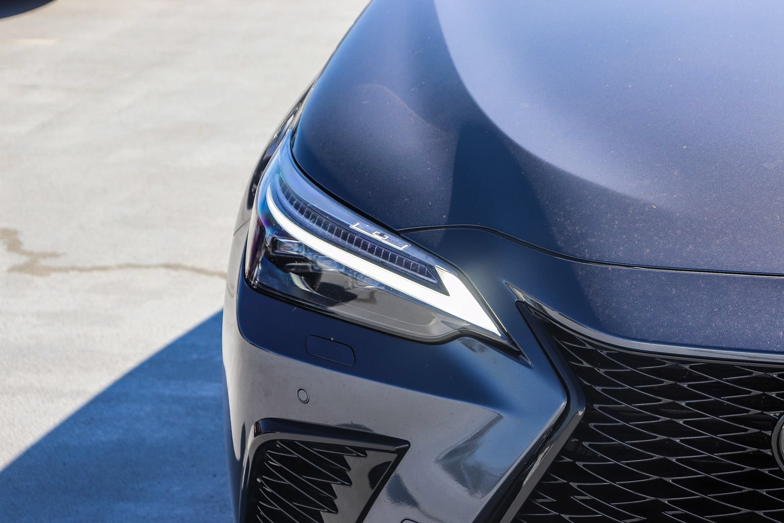 Used 2024 Lexus NX 450h+ F Sport w/ Vision Package AWD/4WD image 11