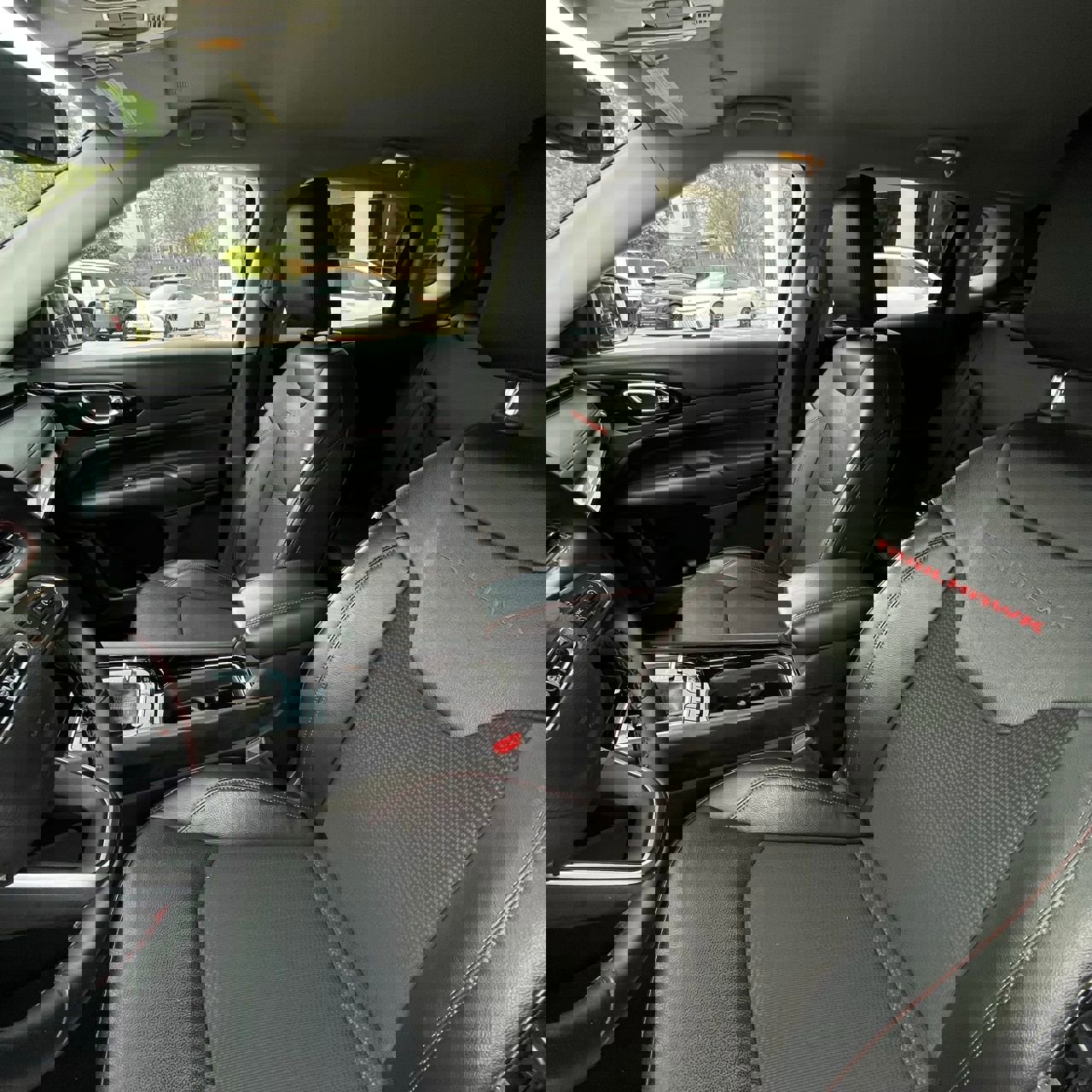 Used 2022 Jeep Compass Trailhawk w/ Trailhawk Convenience Group image 23