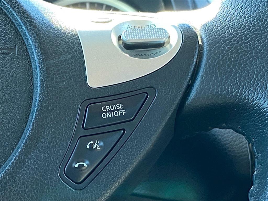 Used 2017 Nissan Sentra SV image 6