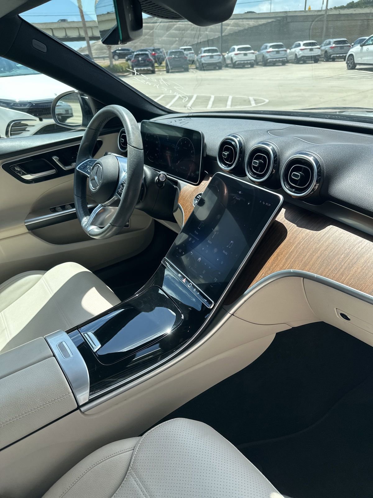 Used 2022 Mercedes-Benz C 300 Sedan image 7