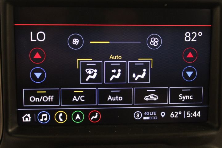 Certified 2022 GMC Sierra 3500 Denali image 54