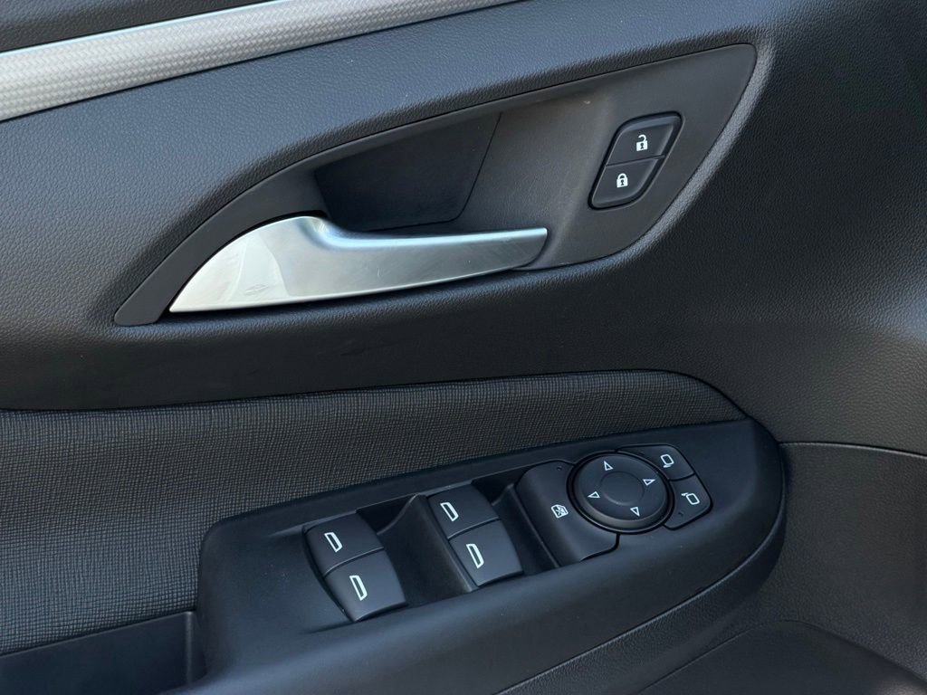 New 2026 Buick Envista Avenir FWD image 9