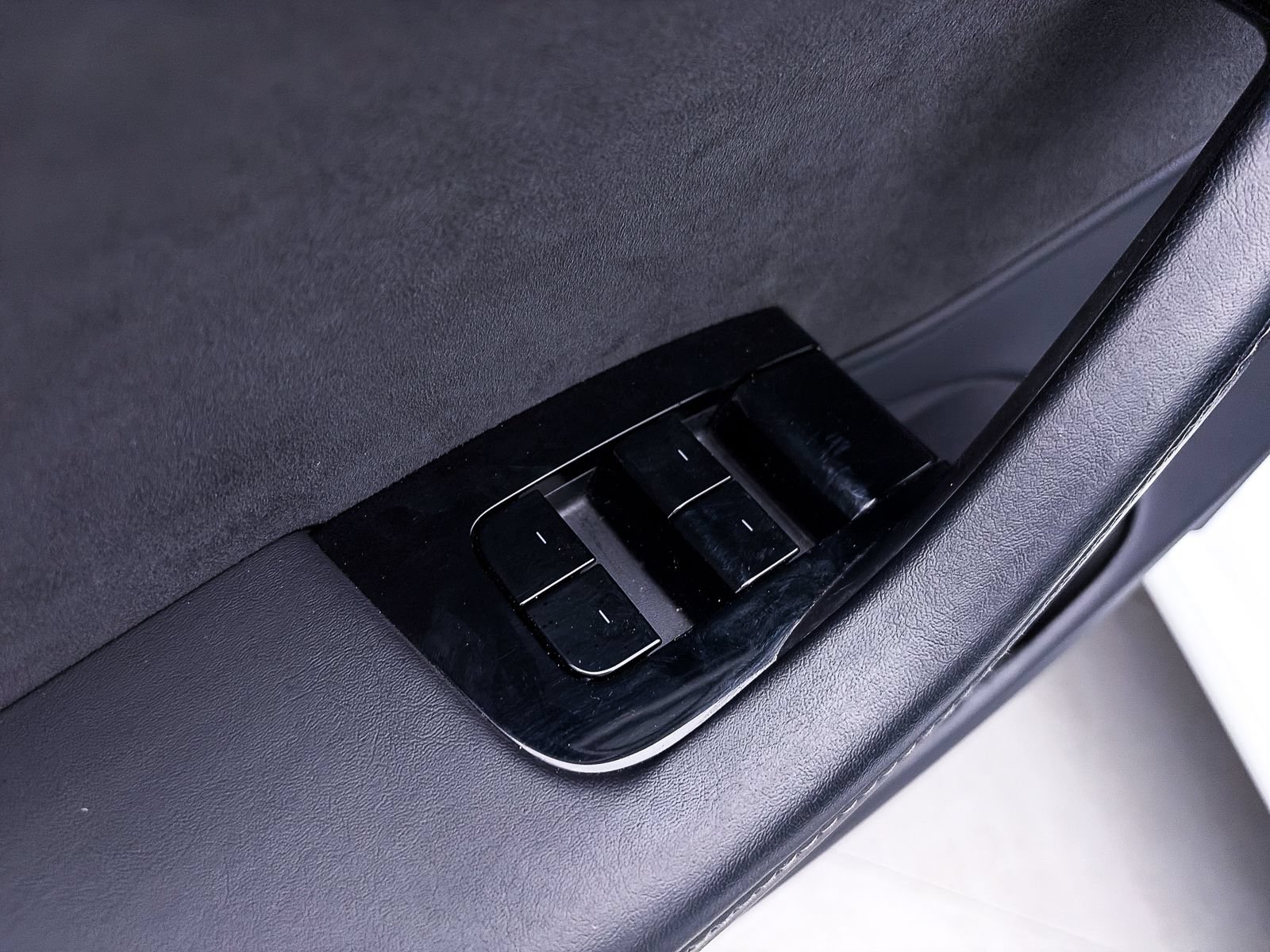 Used 2019 Tesla Model 3 Standard Range Plus RWD image 17