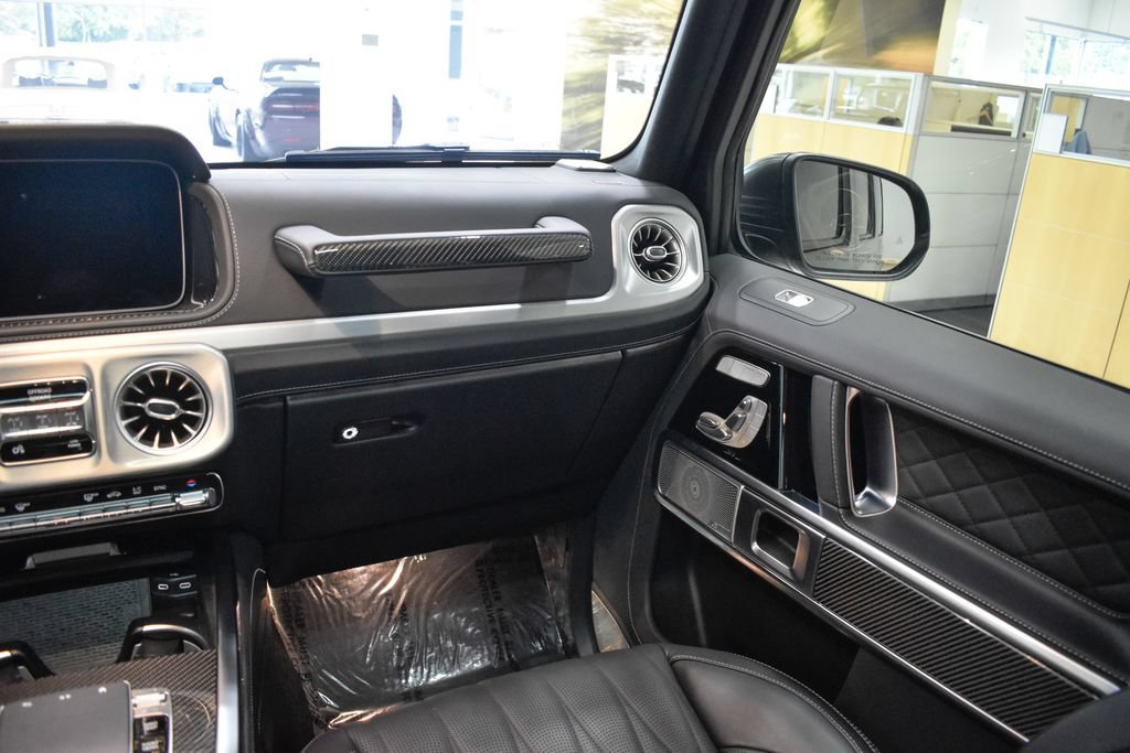 Used 2025 Mercedes-Benz G 63 AMG 4MATIC image 24