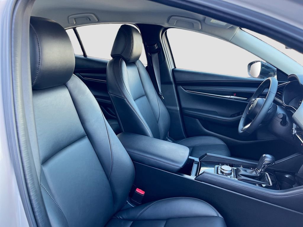 Used 2025 MAZDA MAZDA3 s image 26