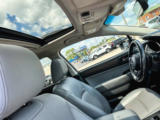 Used 2019 Subaru Outback 2.5i Limited AWD/4WD image 25