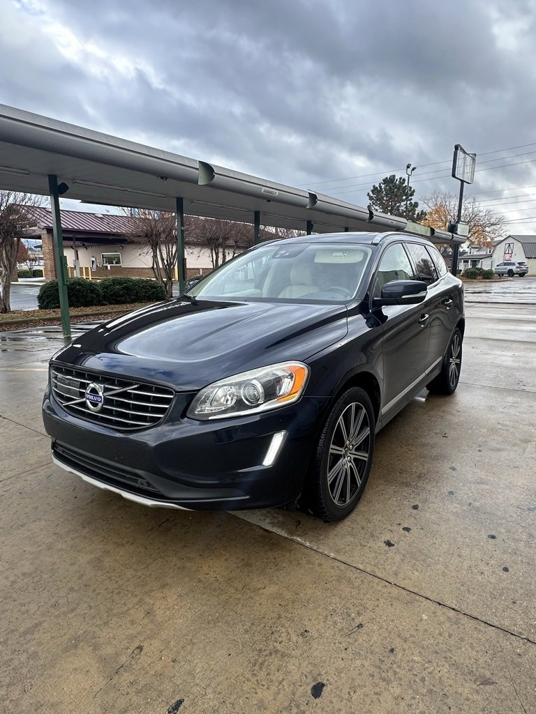 Used 2016 Volvo XC60 T6 Platinum w/ Climate Package
