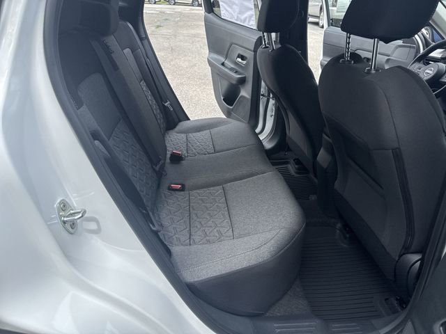 Used 2025 Nissan Kicks SV FWD image 11