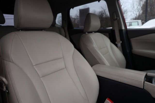 Used 2023 Nissan Rogue SV image 42