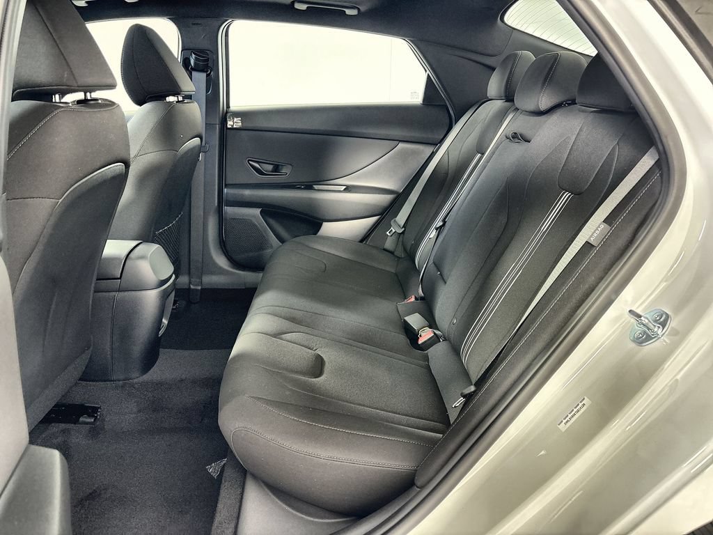 New 2026 Hyundai Elantra SEL Sport Premium FWD image 24