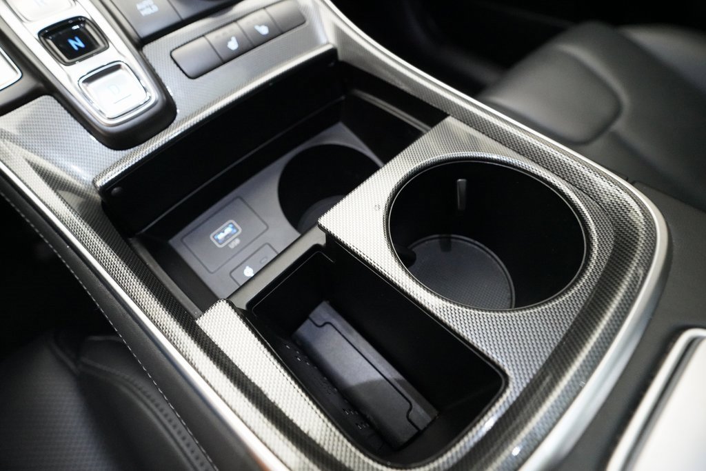 Used 2023 Hyundai Santa Fe SEL w/ Premium Package image 17