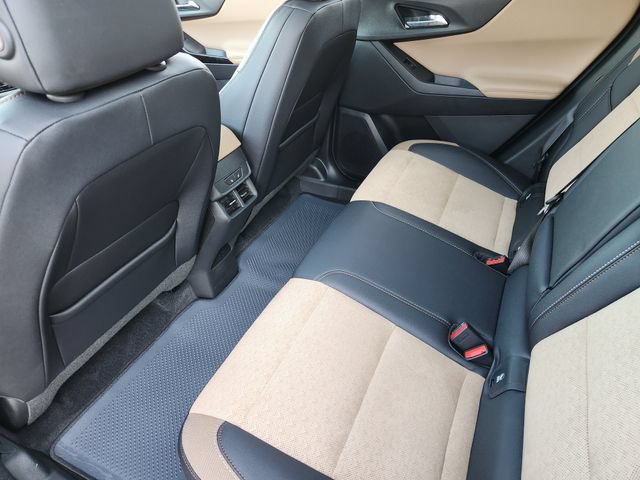 New 2026 Chevrolet Equinox ACTIV w/ Convenience Package III AWD/4WD image 23