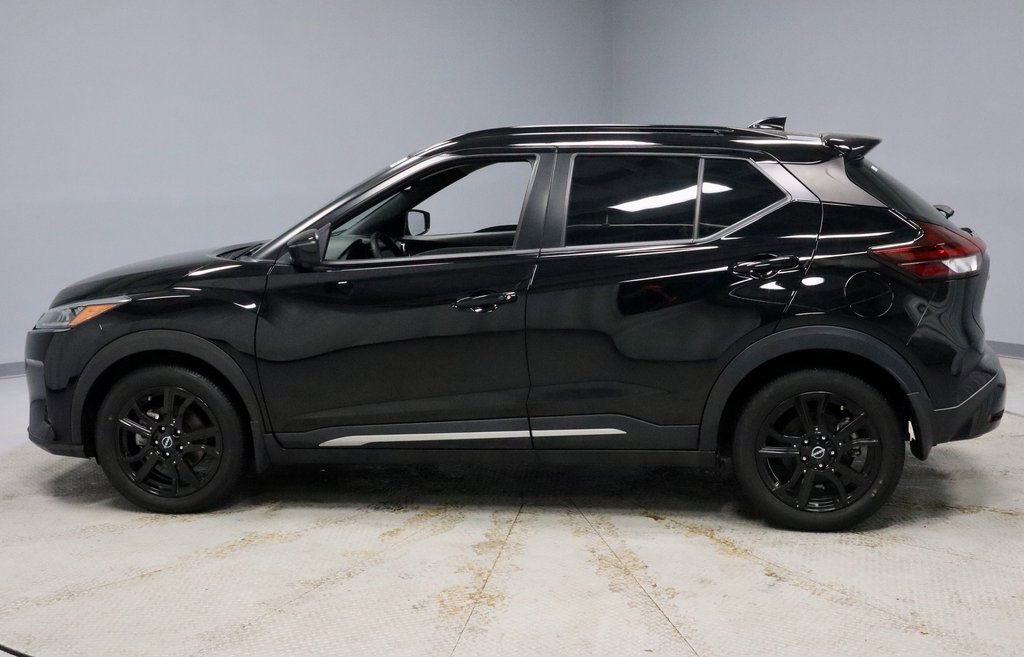Certified 2023 Nissan Kicks SR image 7
