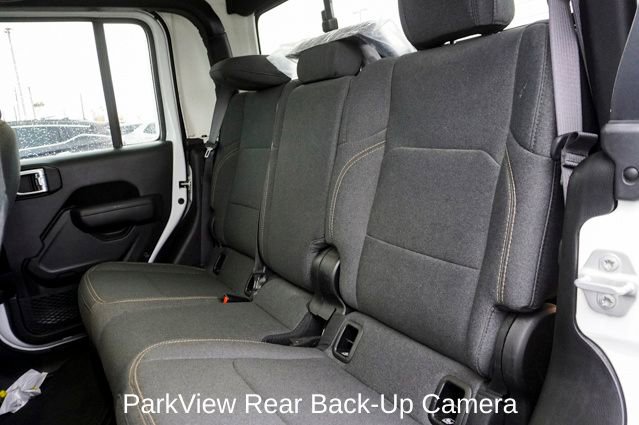 Used 2025 Jeep Gladiator Sport image 6