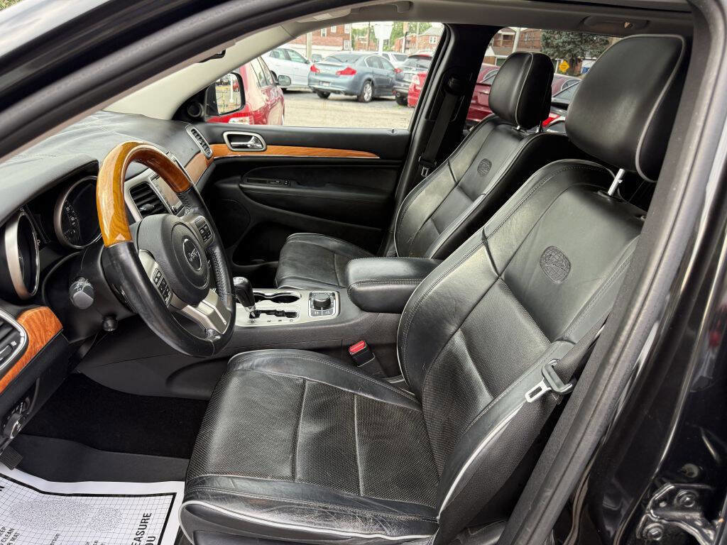 Used 2012 Jeep Grand Cherokee Overland AWD/4WD image 13