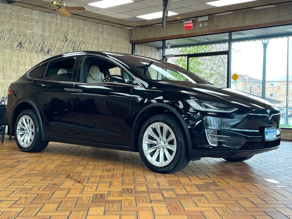 Used 2016 Tesla Model X 90D AWD/4WD image 8