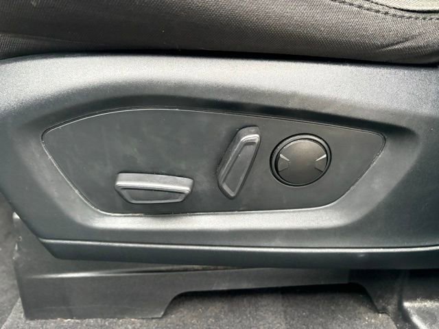 Used 2021 Ford Explorer XLT image 25