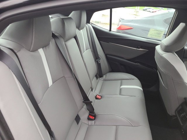 New 2026 Toyota Camry SE FWD image 17