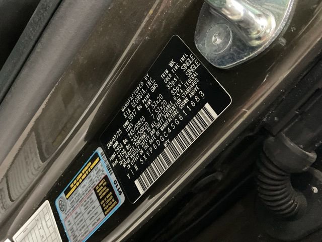 Used 2025 Kia Telluride S image 25