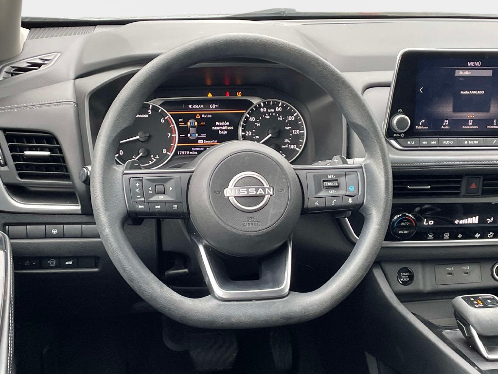 Used 2024 Nissan Rogue SV FWD image 16