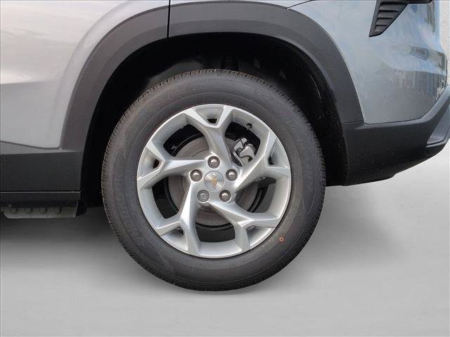 New 2026 Chevrolet Trax LS w/ LS Convenience Package FWD image 10